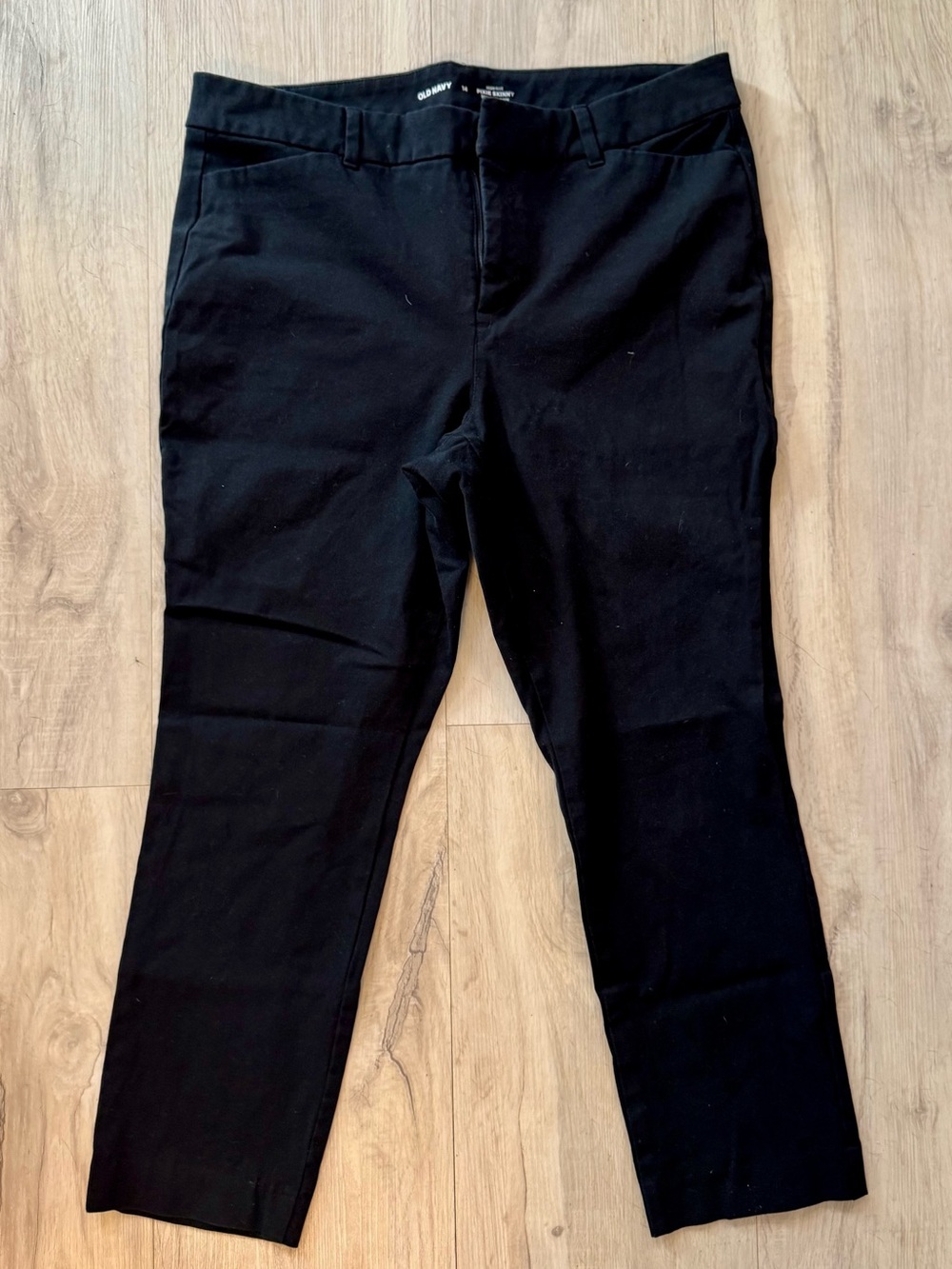 Old Navy Pixie High Rise Skinny Black Pant
